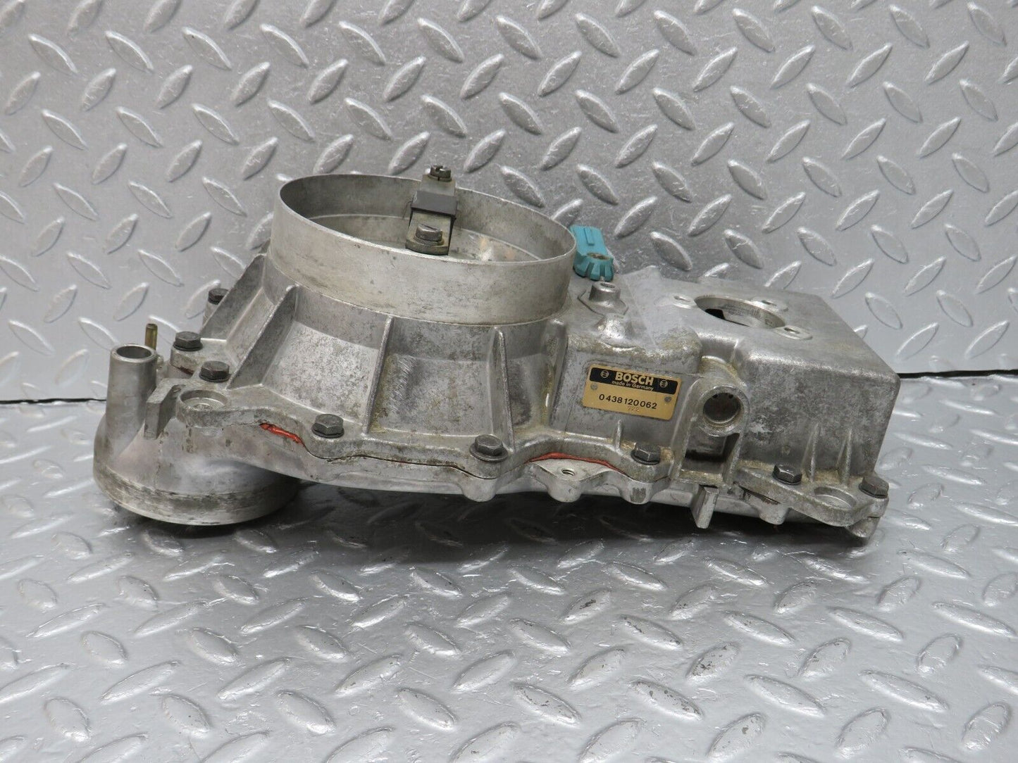 40054 Mercedes-Benz R107 350SL Air Flow Mass Meter Sensor Bosch 0438120062 1171410590