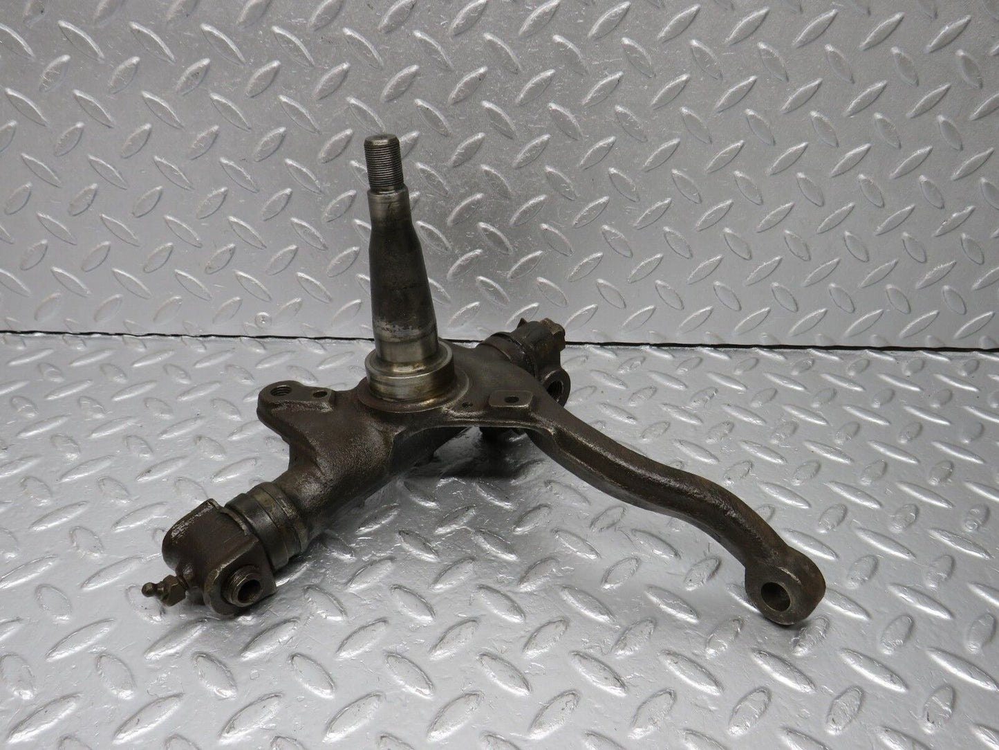 40394 Mercedes-Benz W110 230 Front Right Steering Knuckle