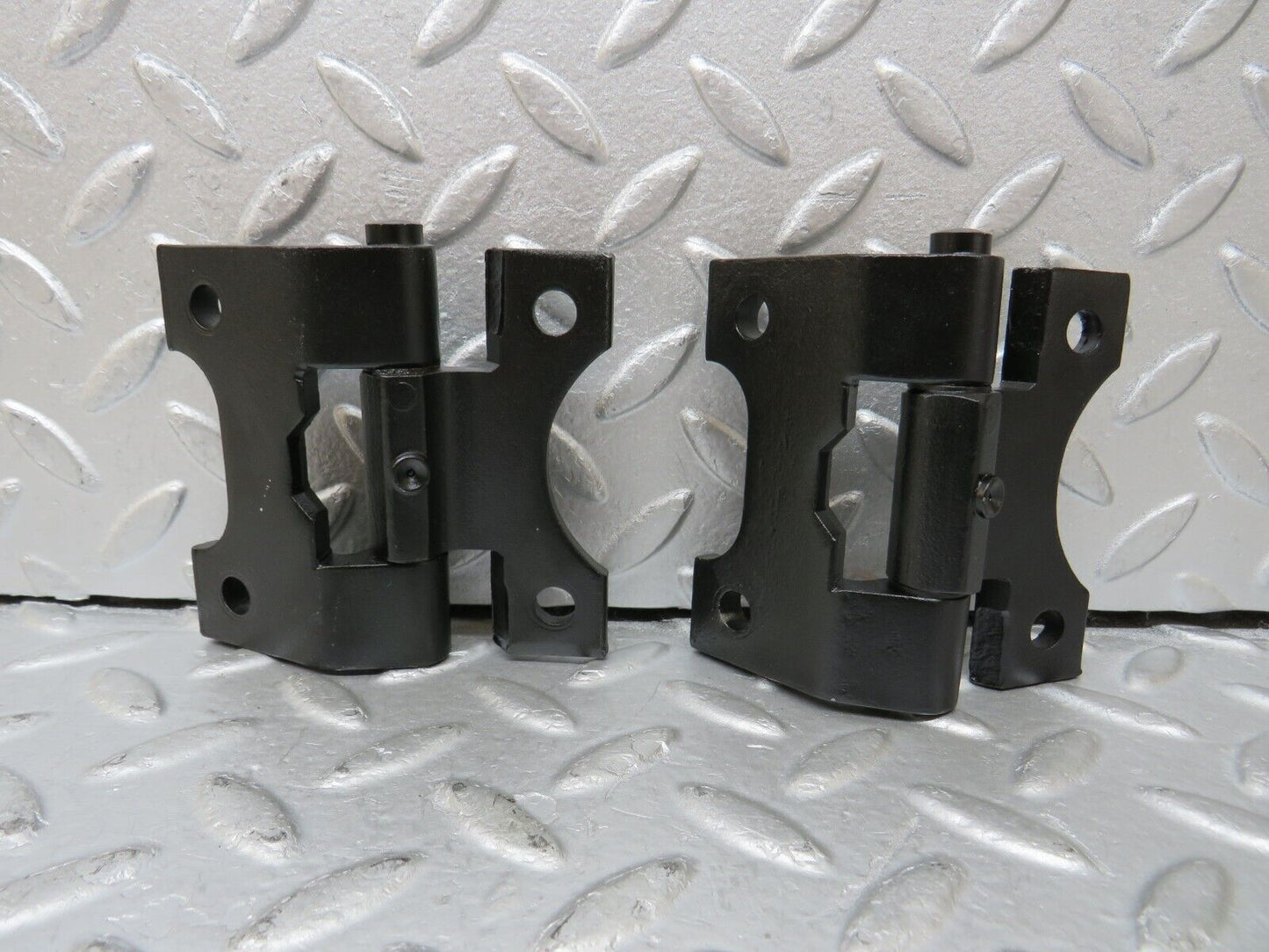 35386 Mercedes-Benz R107 280SL Door Hinge Left