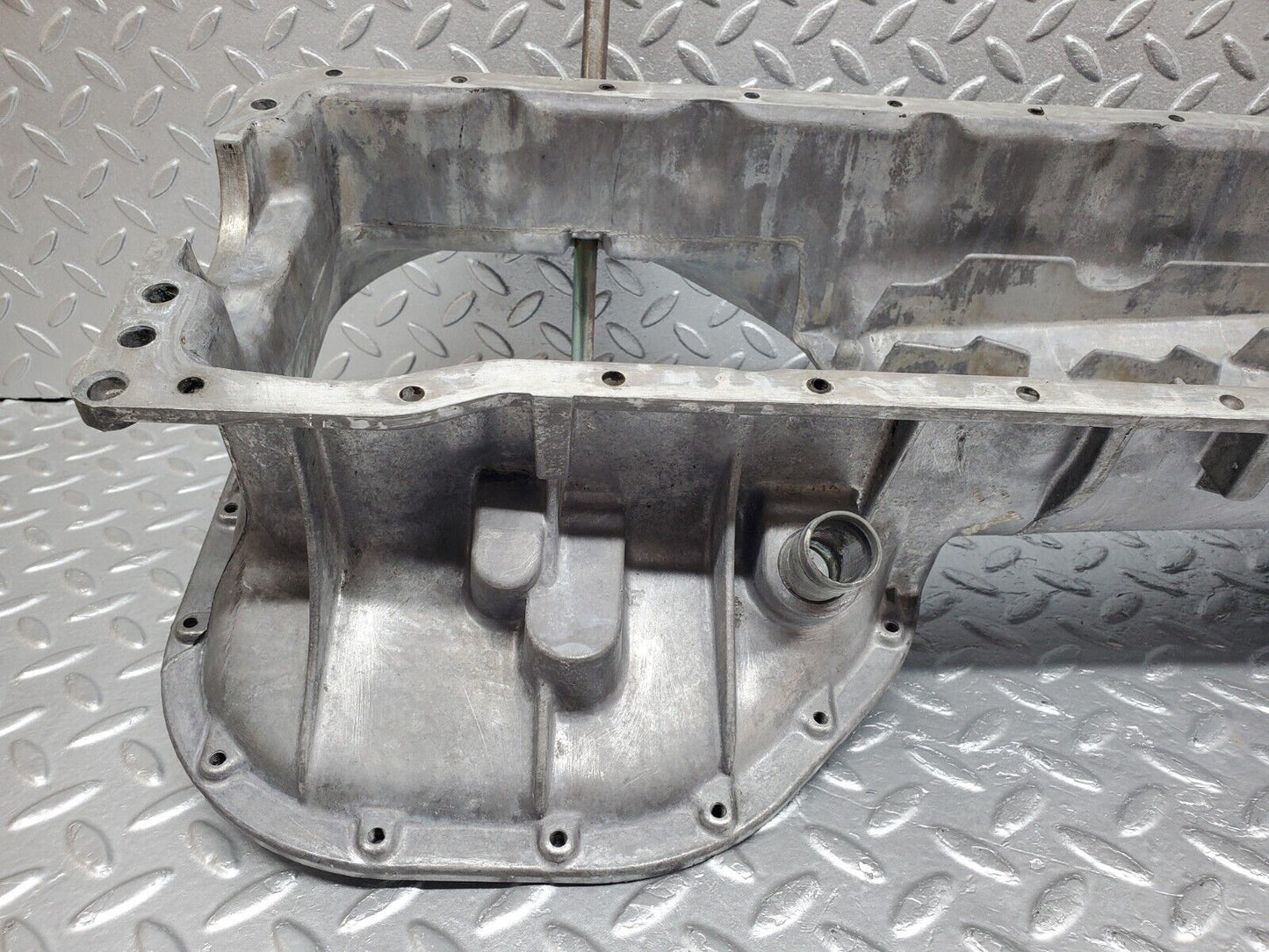 45456 Mercedes-Benz 280E M110.988 Oil Pan Oil Sump 1100140702