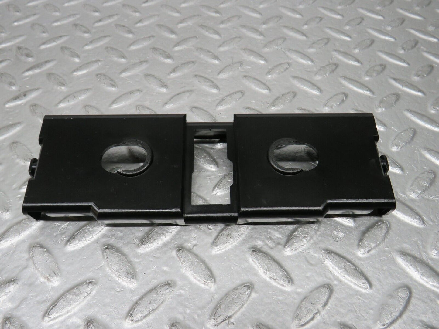 29415 Mercedes-Benz W124 230E Heating Regulator Holder