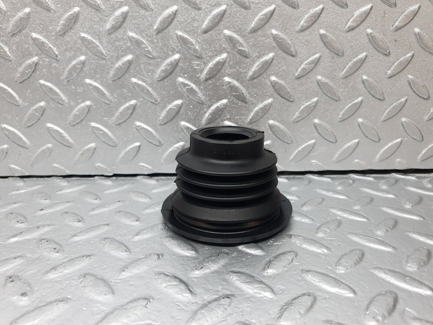 42375 Mercedes-Benz R129 320SL Coupe Steering Column Rubber 1294620296