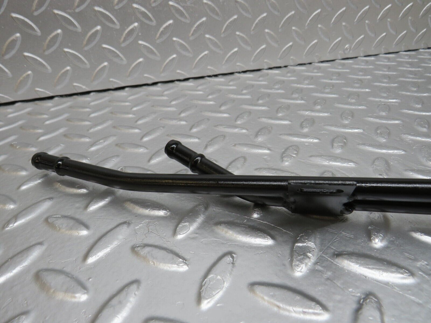 34649 Mercedes-Benz C126 380SEC Coupe Engine Oil Cooling Pipe