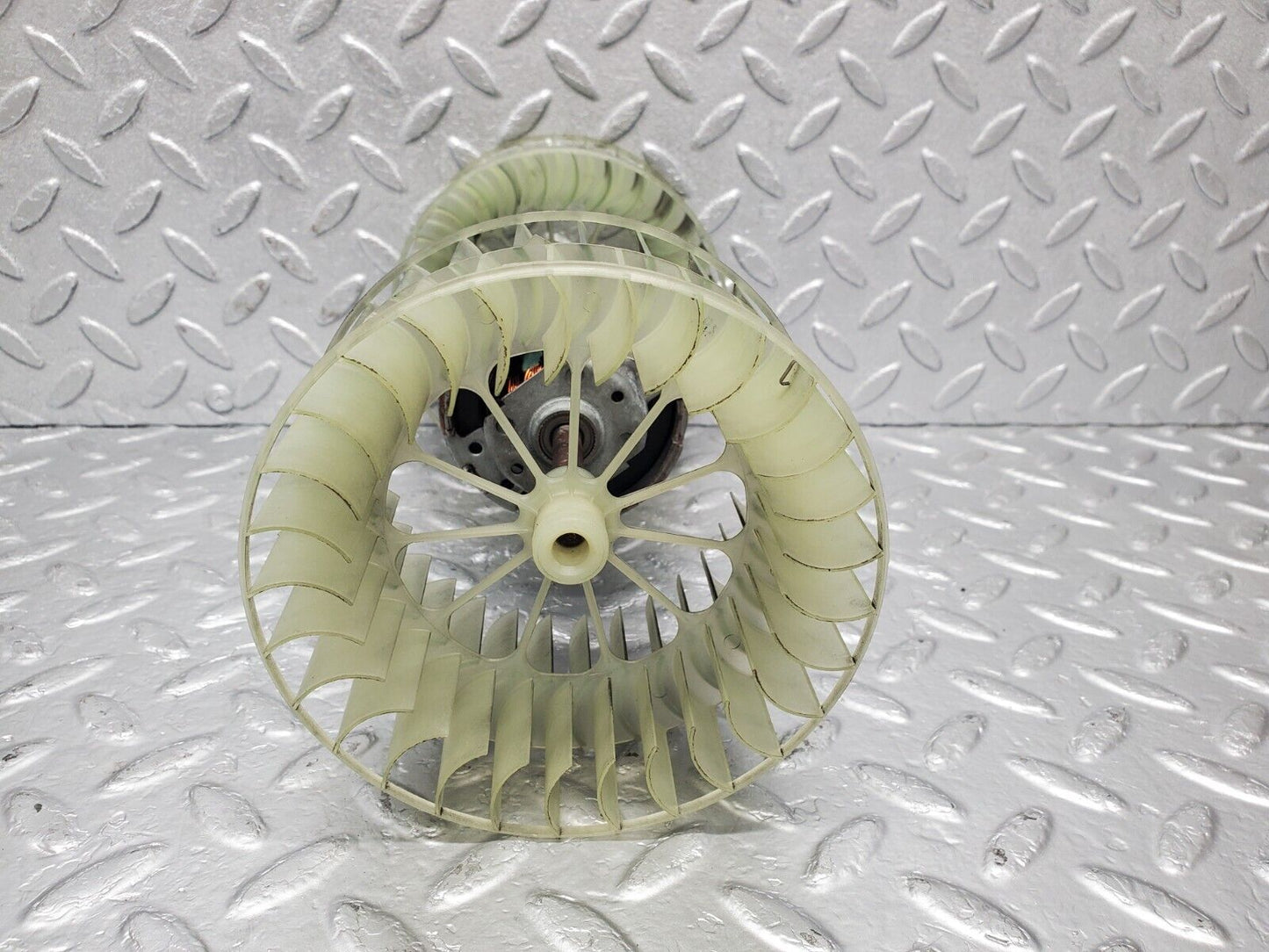 46773 Mercedes-Benz R129 320SL Coupe Heater Blower Motor Bosch 0130111190