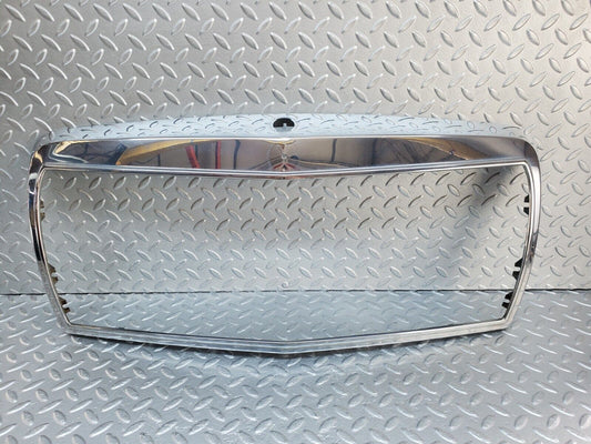 45724 Mercedes-Benz W126 420SE Bonnet Grill Chrome Frame