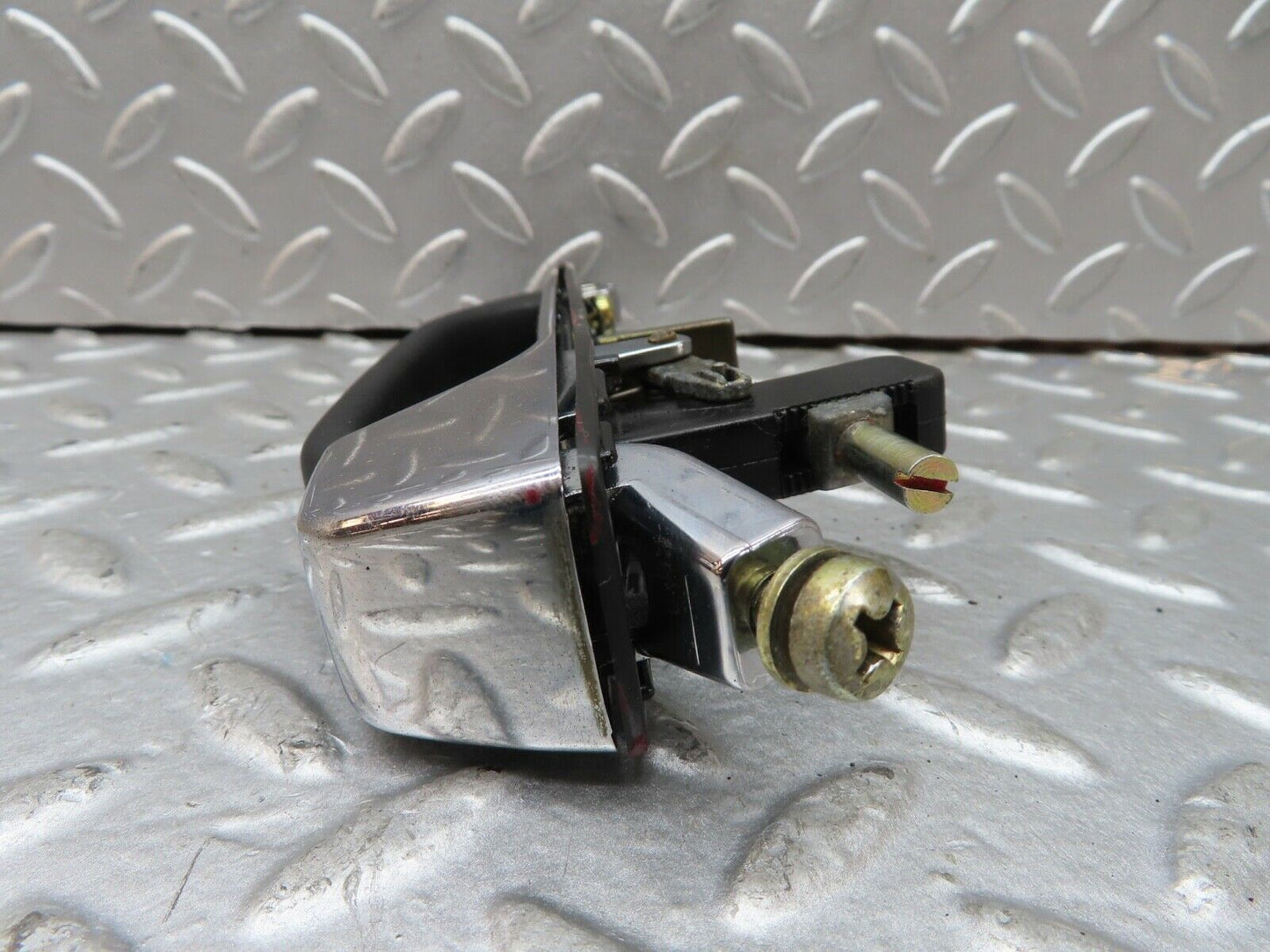 19151 Mercedes-Benz W123 300D Rear Exterior Door Handle 1237600359