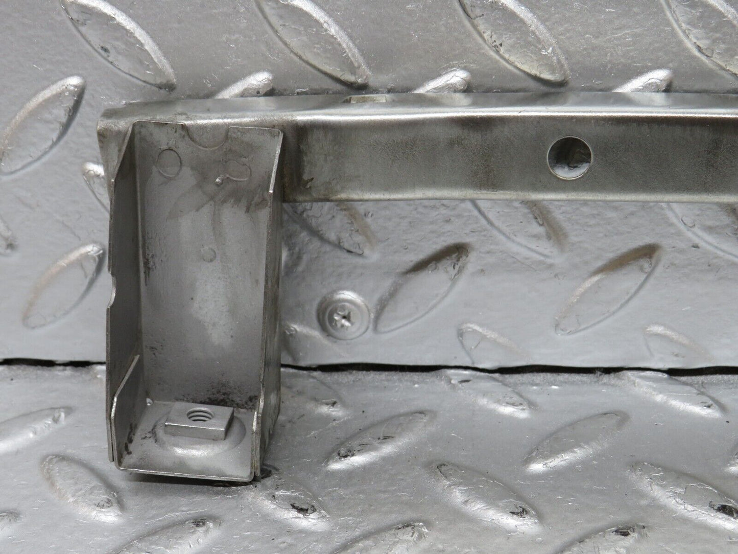32084 Mercedes-Benz W123 230E Rear Left Window Channel