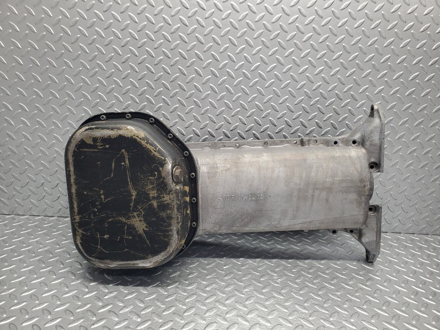 W112 oil pan oil sump used OEM
