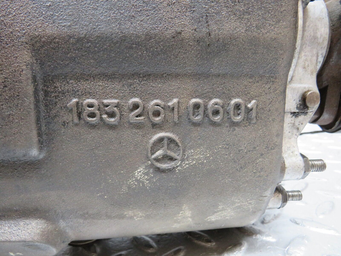 0241 Mercedes-Benz W120 Ponton Manual Gearbox 4 Speed 1832610601