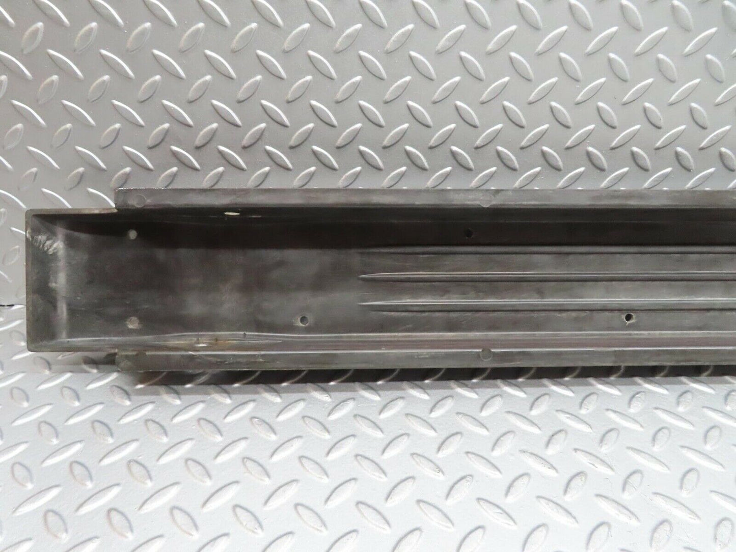14634 Mercedes-Benz W201 190E Rear Bumper Bar 2018801871