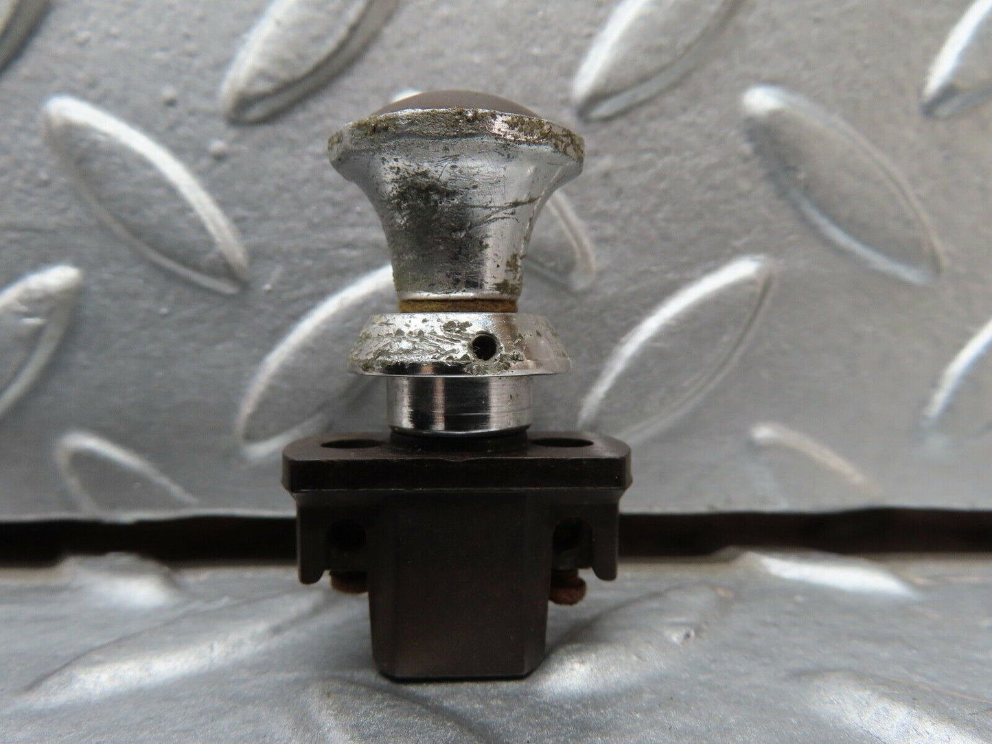 18654 Mercedes-Benz W120 W121 Ponton Switch Ceiling Lamp 2612
