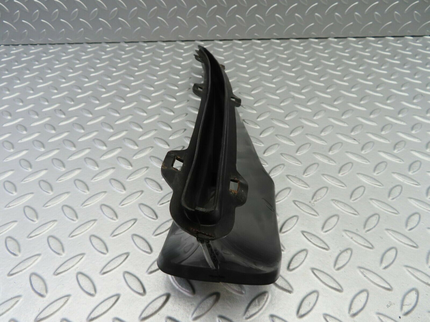 6931 Mercedes-Benz C107 350SLC Coupe Dashboard Air Vent Left Side