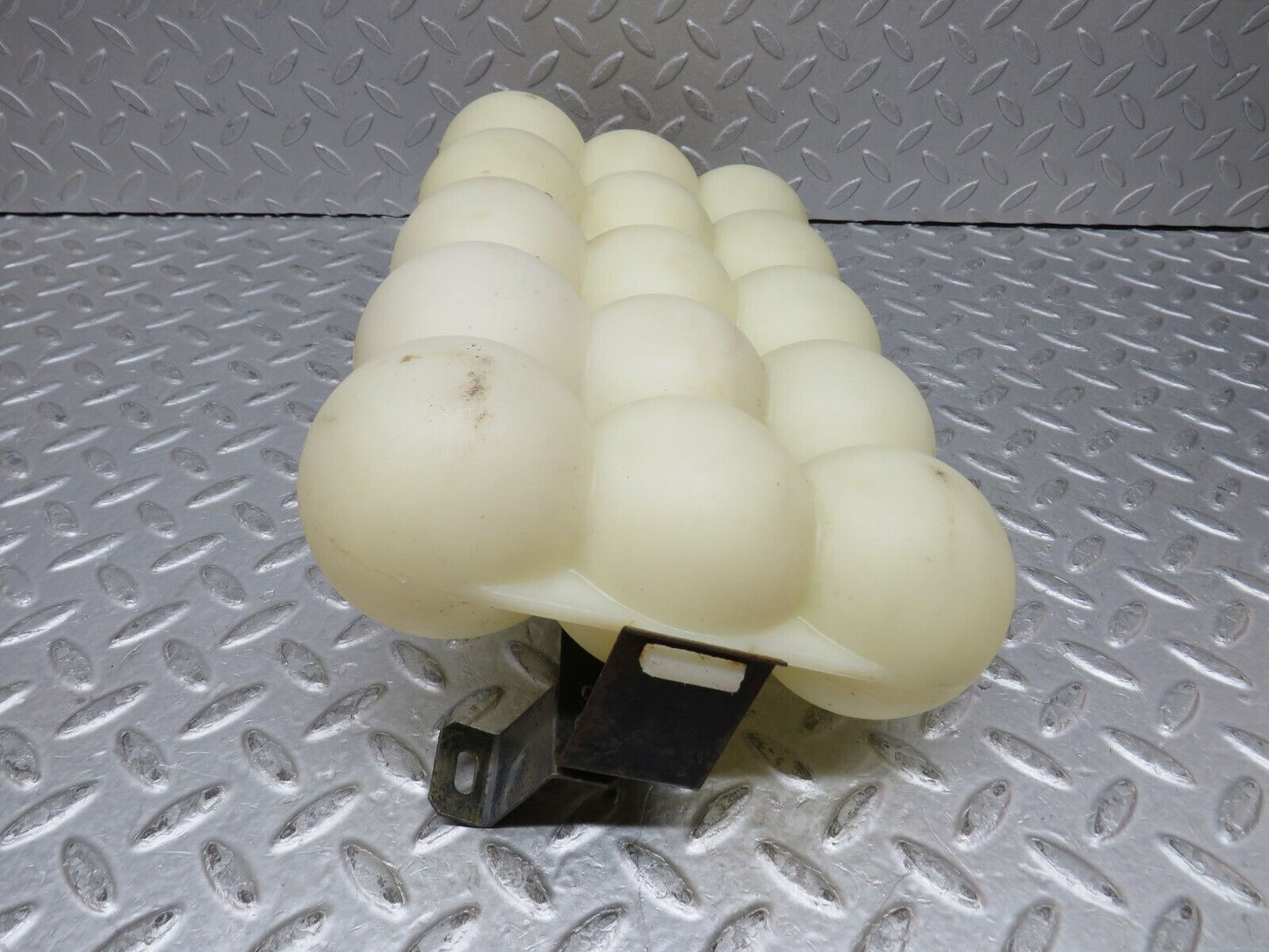 37331 Mercedes-Benz W109 300SEL Vacuum Reservoir Tank