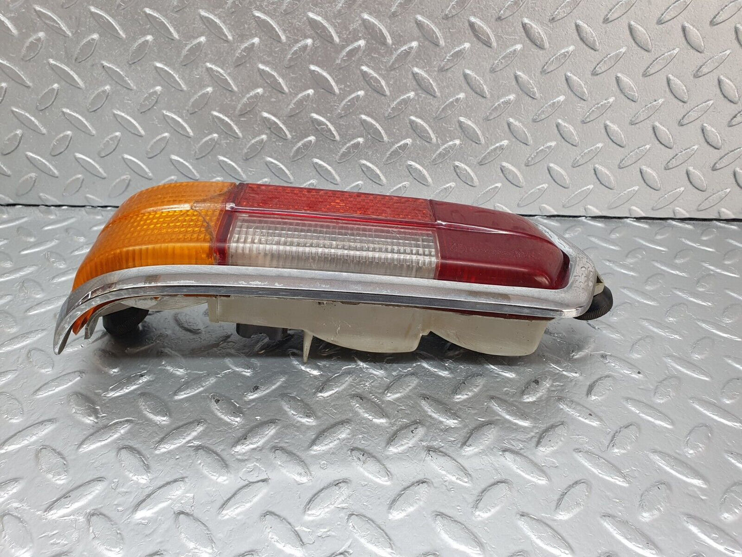 43285 Mercedes-Benz W108 280SE Tail Light Left K33268 1088202364 1088260159 1088260156