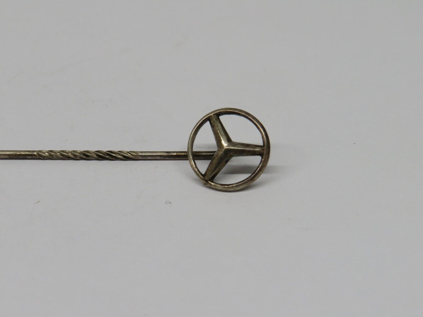 37505 Mercedes-Benz Vintage Lapel Pin Badge