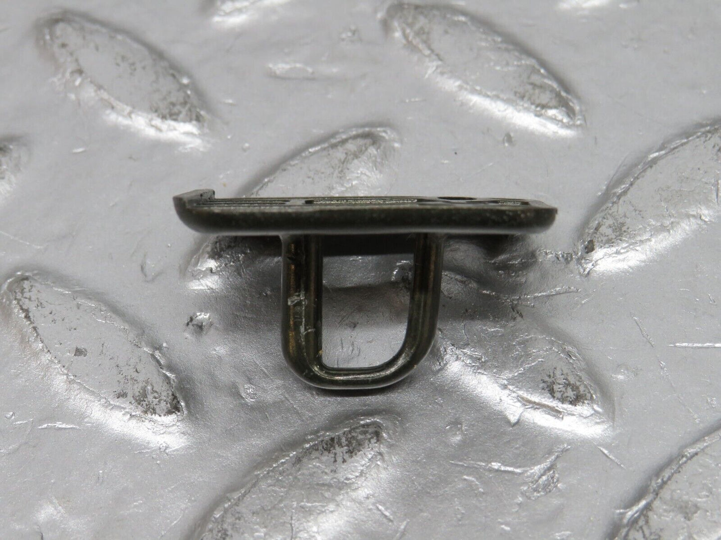 32576 Mercedes-Benz S124 300TE Wagon Glove Box Door Lock Latch