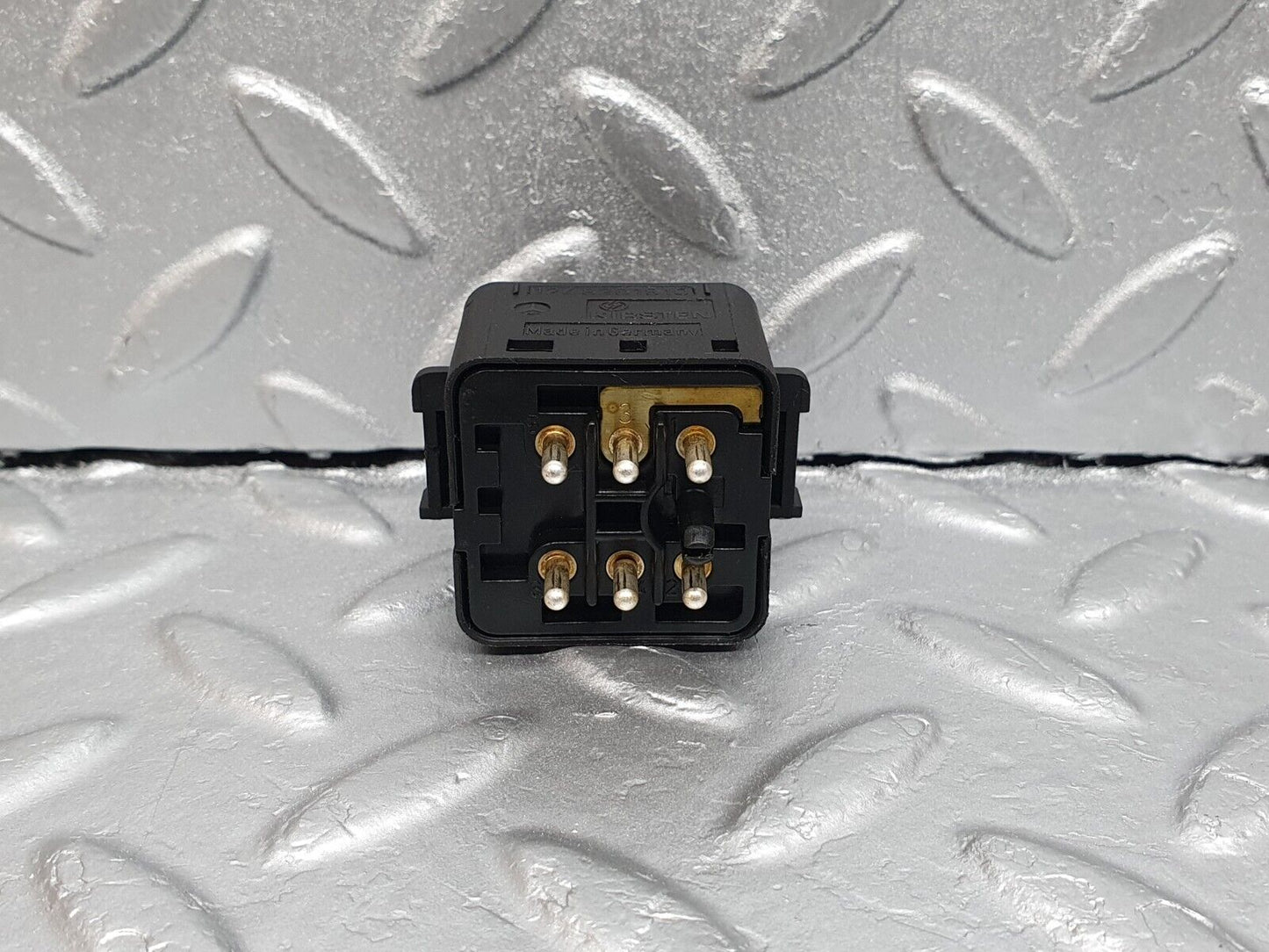 41651 Mercedes-Benz W124 200E Electric Mirror Adjust Switch 1248201810
