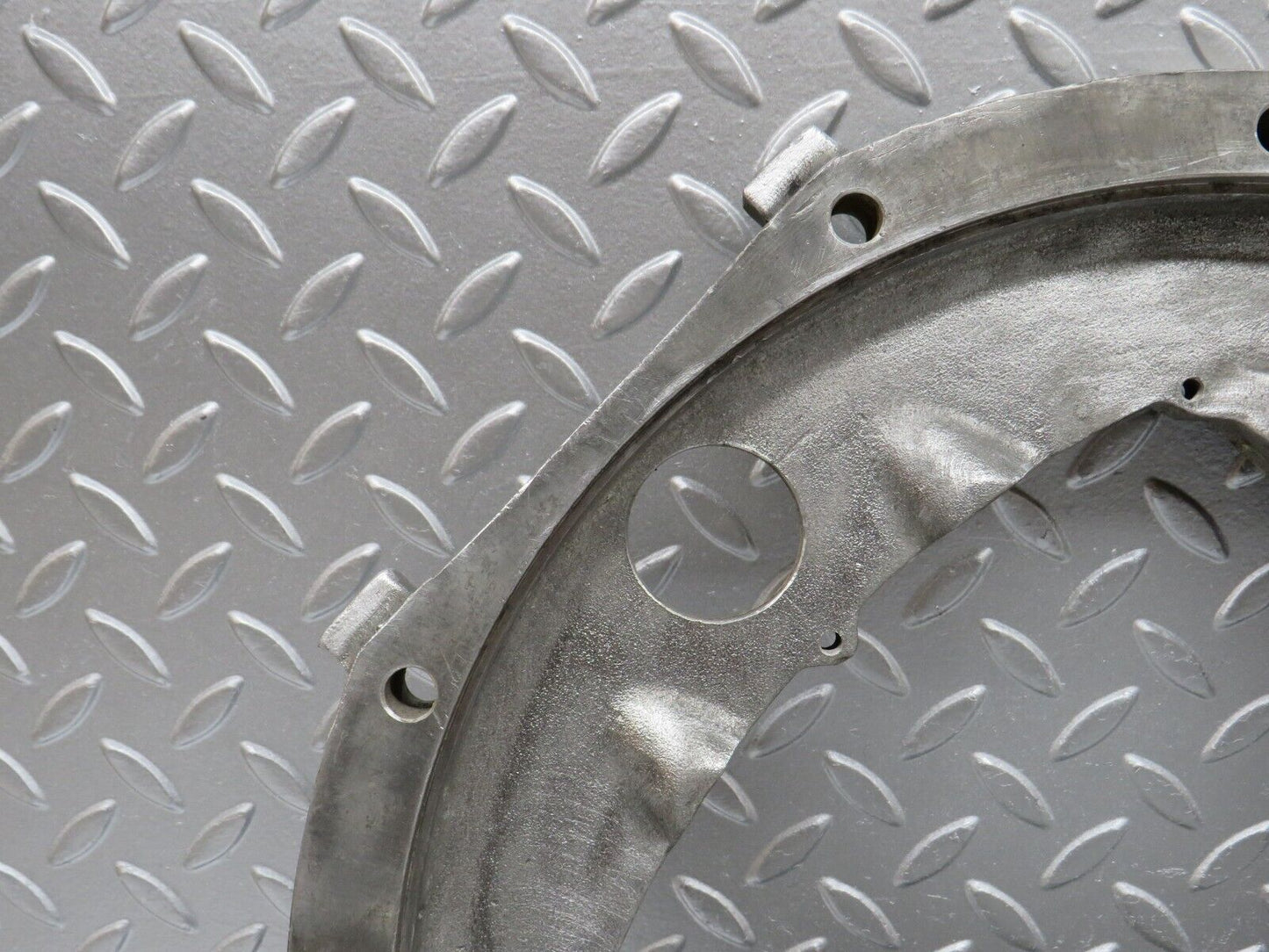33040 Mercedes-Benz C107 R107 350 V8 Gearbox Flange 1160110845