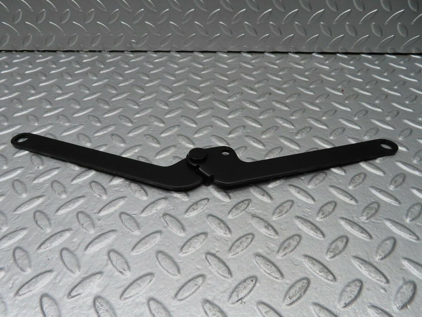 19829 Mercedes-Benz W108 280SE Bonnet Hinge Right