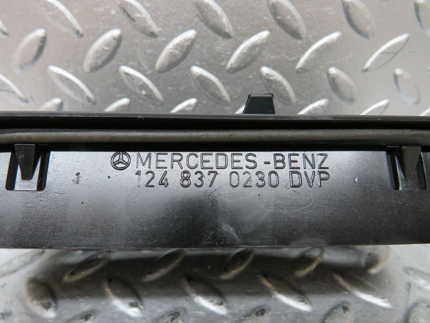 26384 Mercedes-Benz C124 220CE Rear Air Intake Vent Right