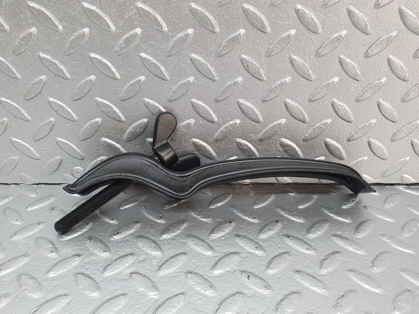 43145 Mercedes-Benz W108 280SE Spare Wheel Holder