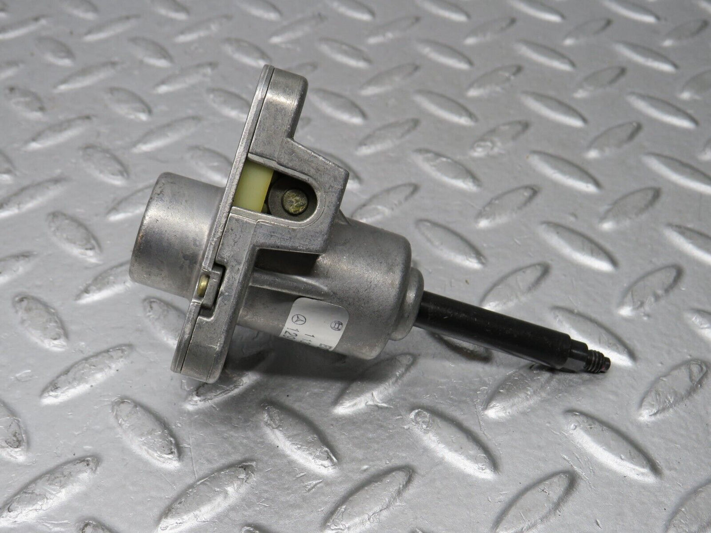 36853 Mercedes-Benz R129 300SL-24 Front Left Seat Adjustment Motor Bosch 1136201012 1298201107