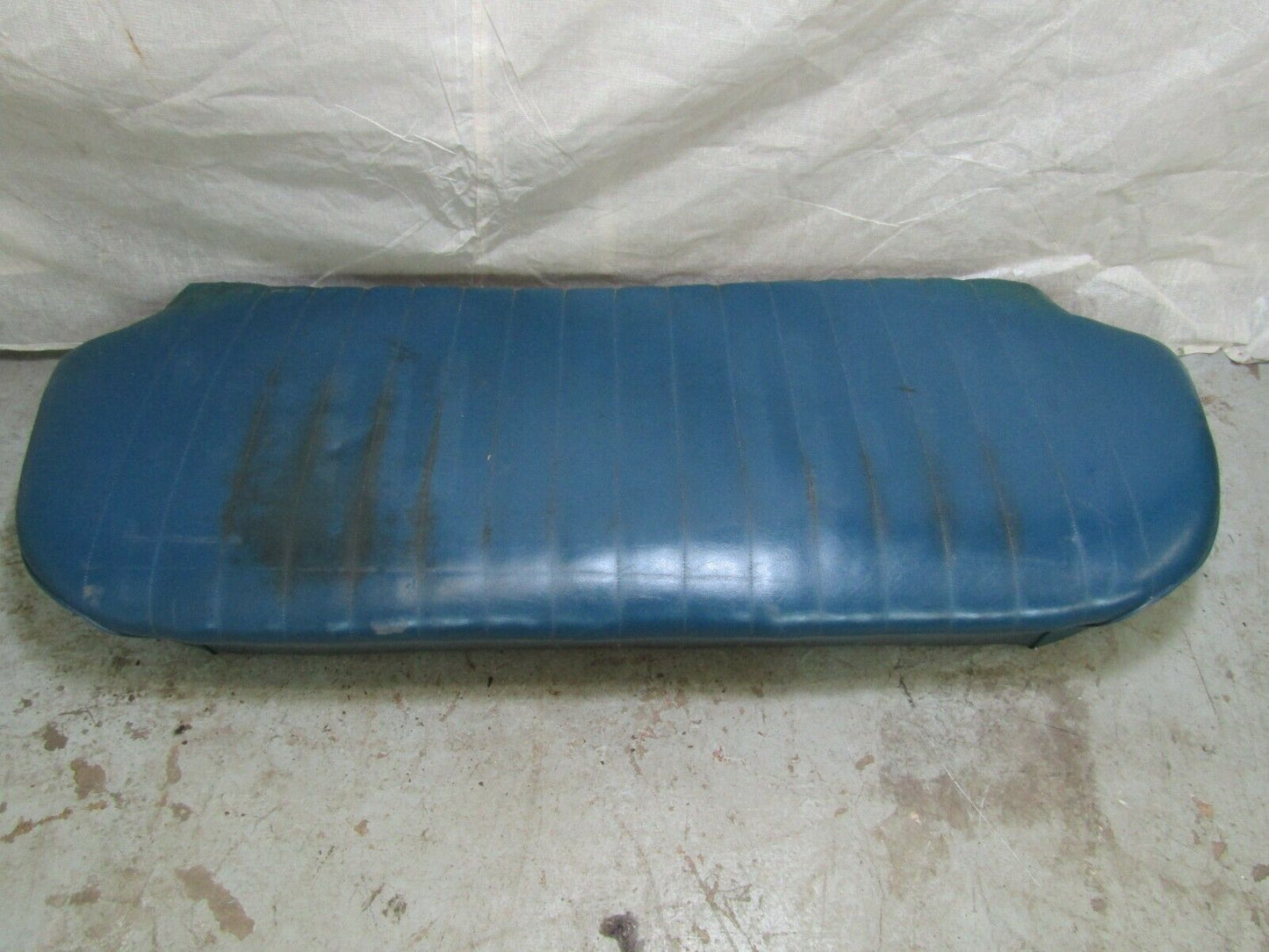 3259 Mercedes-Benz W120 PONTON Rear Seat Blue Bottom