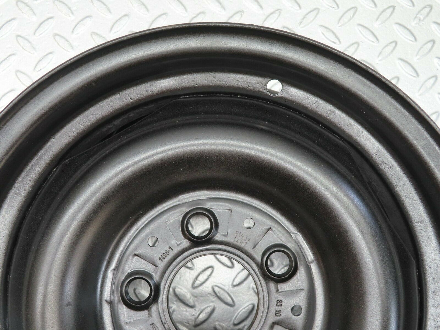 18028 Mercedes-Benz Steel Wheel 5.5Jx14H2 ET30 1234000302