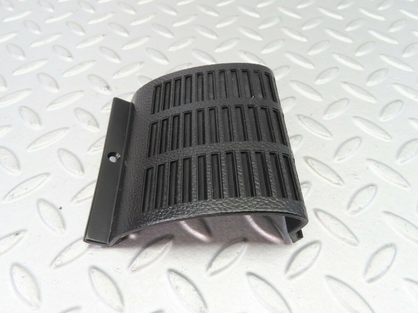 7452 Mercedes-Benz W116 450SE Dashboard Speaker Cover Grill Right 1166801639