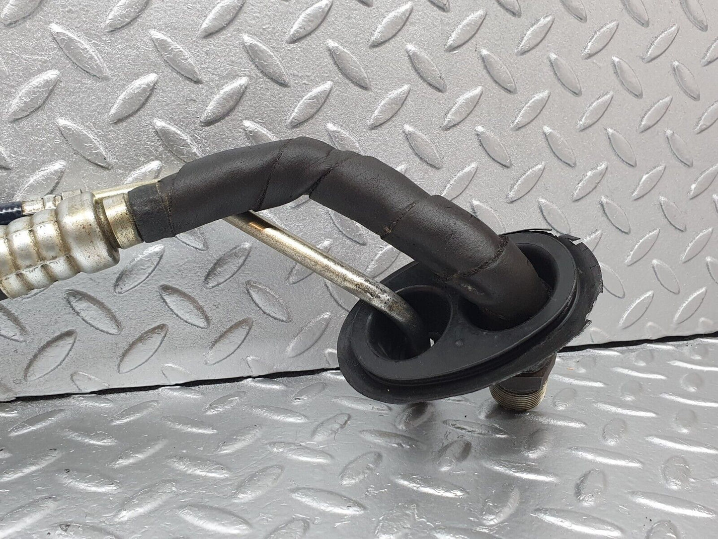 43807 Mercedes-Benz C126 380SEC Coupe Air Condition Hose Pipe 1268301415 1268301515 1269970581