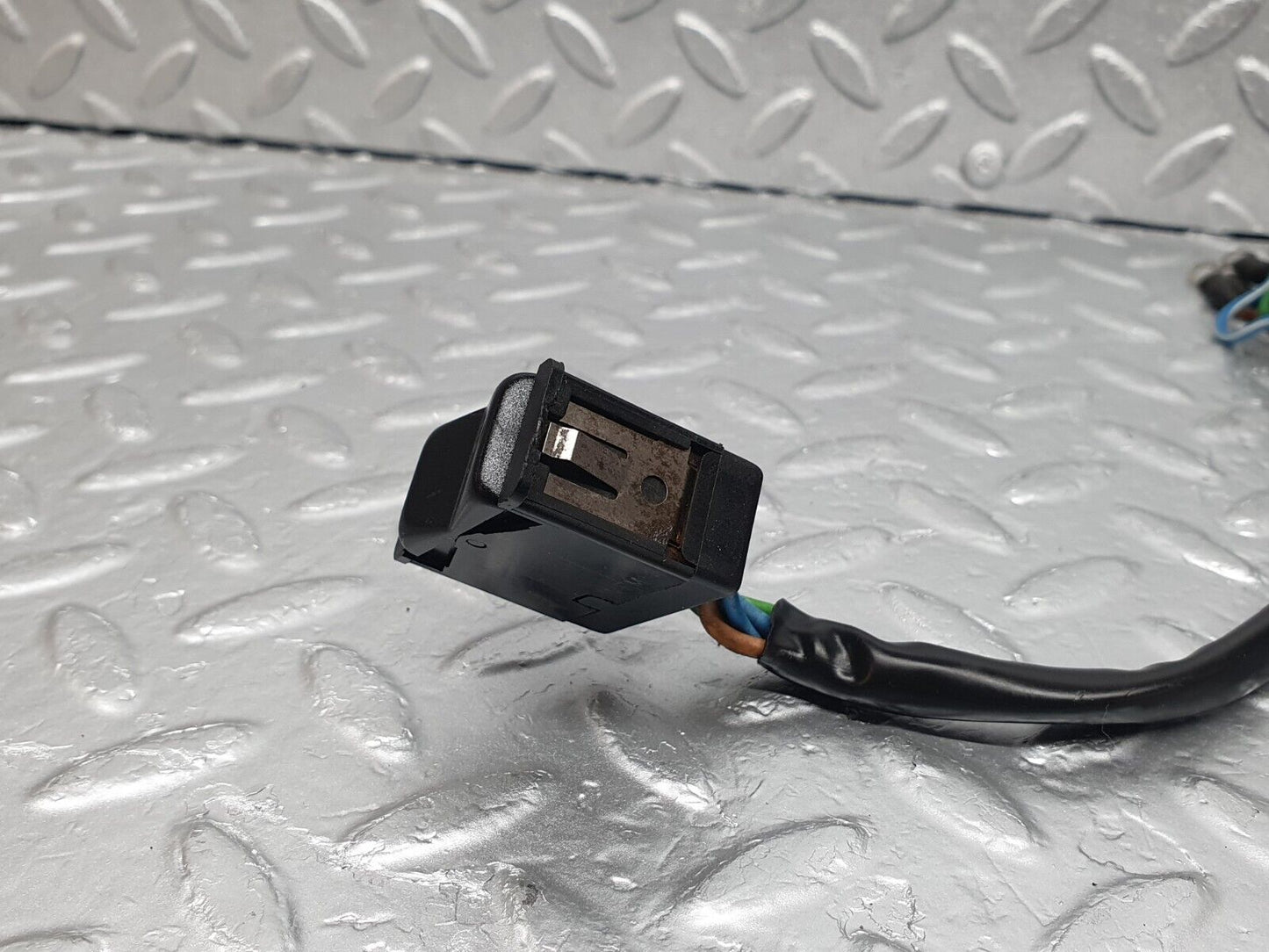 43584 Mercedes-Benz C126 380SEC Coupe Rear Electric Window Switch 1268201710