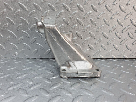 41889 Mercedes-Benz W202 C200 Engine Mount Bracket Left Side 1112230904