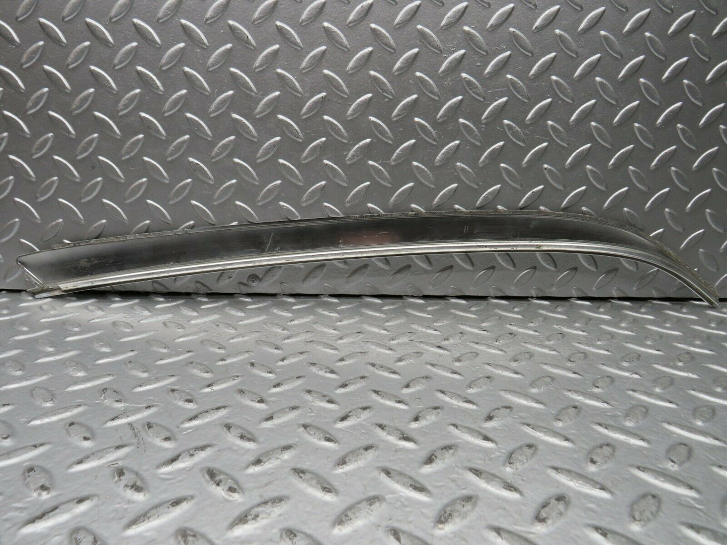22019 Mercedes-Benz S123 280TE D Pillar Exterior Chrome Trim Left Side
