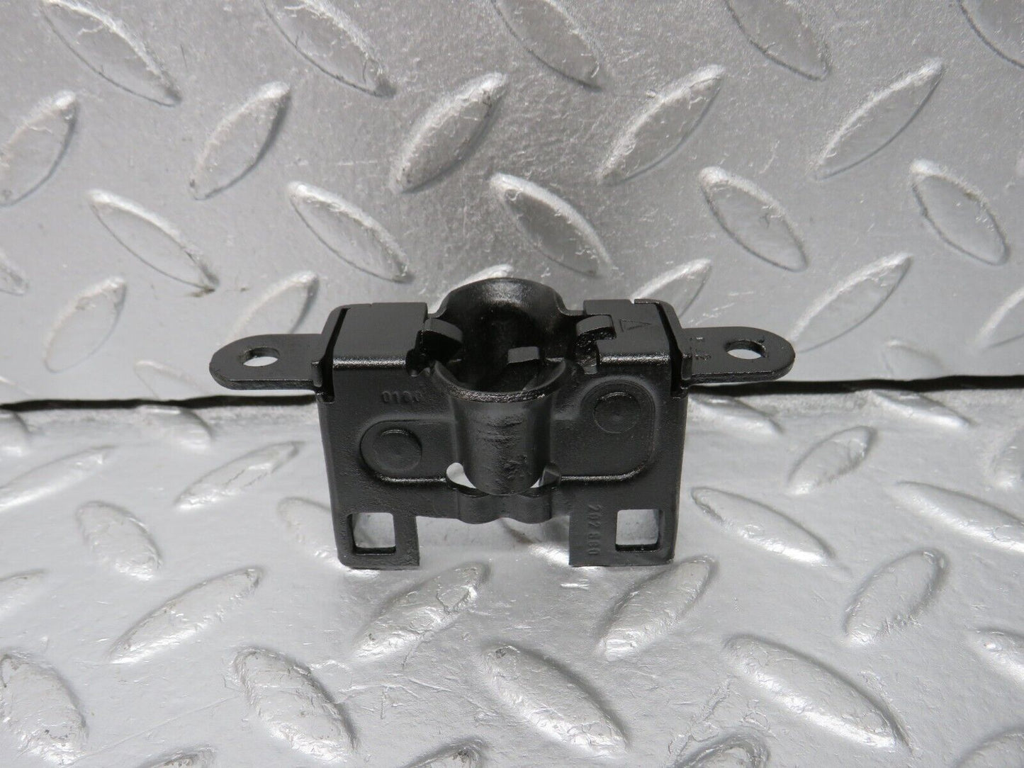 39595 Mercedes-Benz R129 320SL Coupe Bonnet Lock Latch