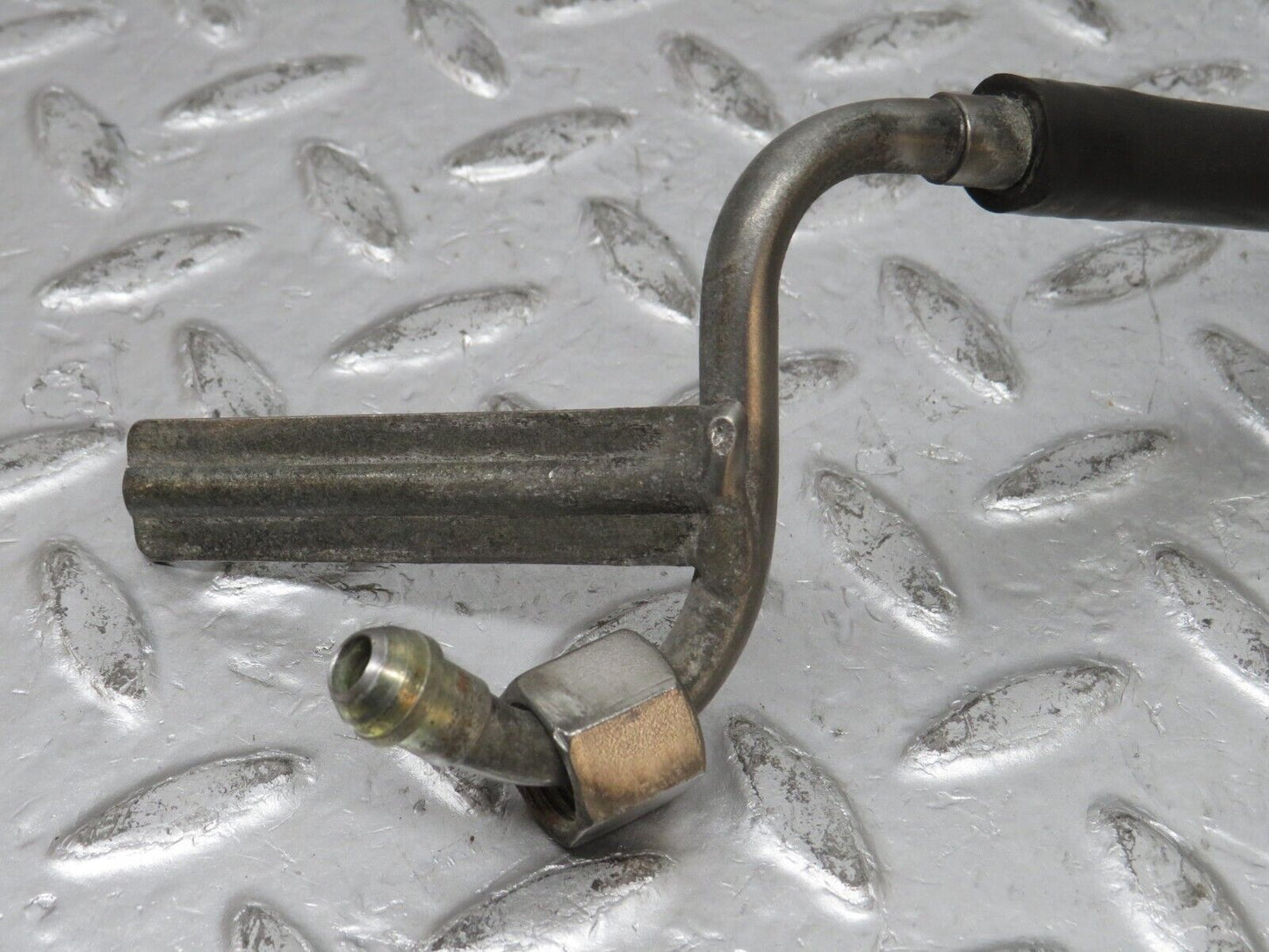 32720 Mercedes-Benz S124 300TE Wagon Fuel Hose Pipe