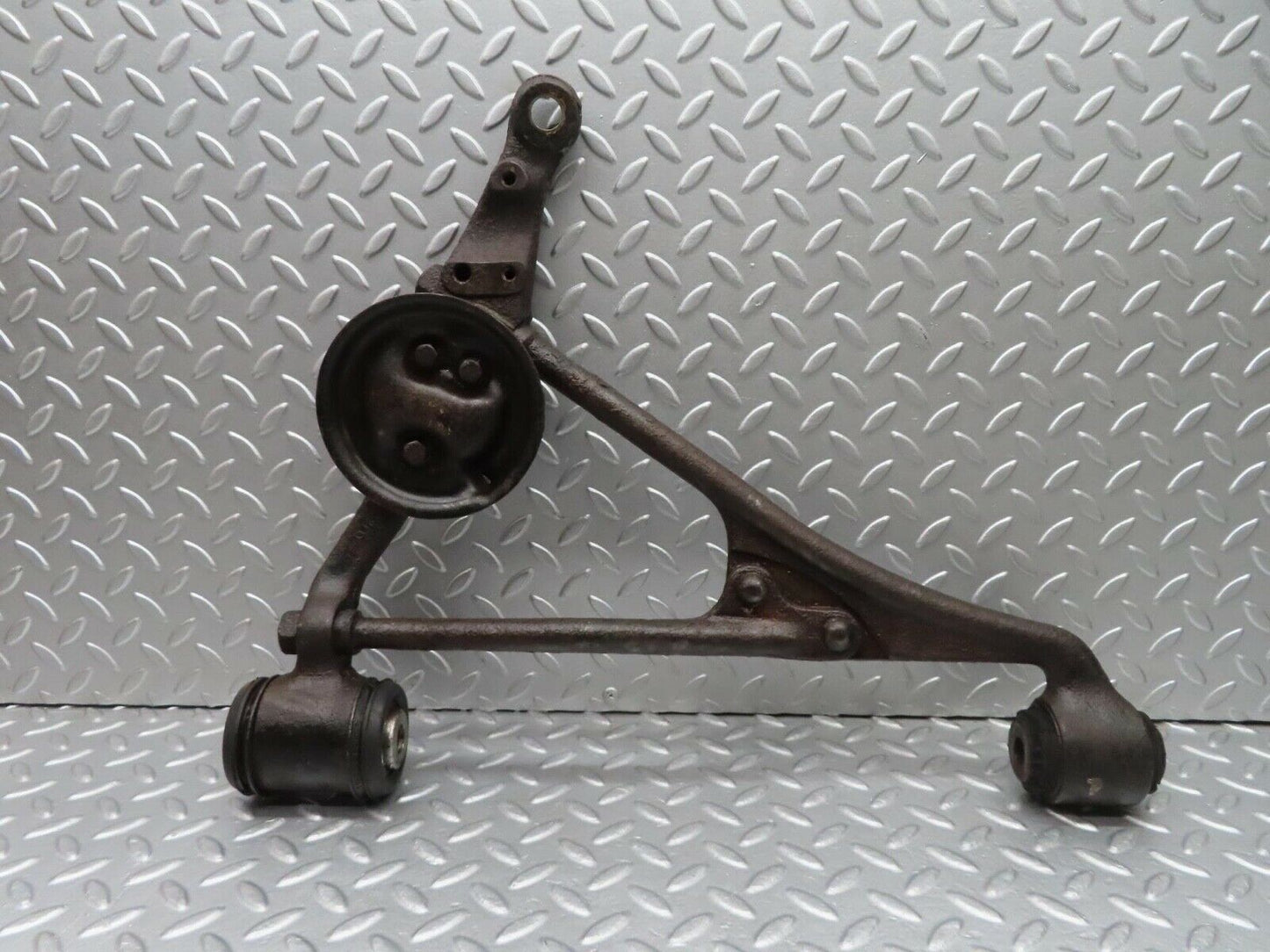 14818 Mercedes-Benz W116 350SE Front Right Lower Control Arm