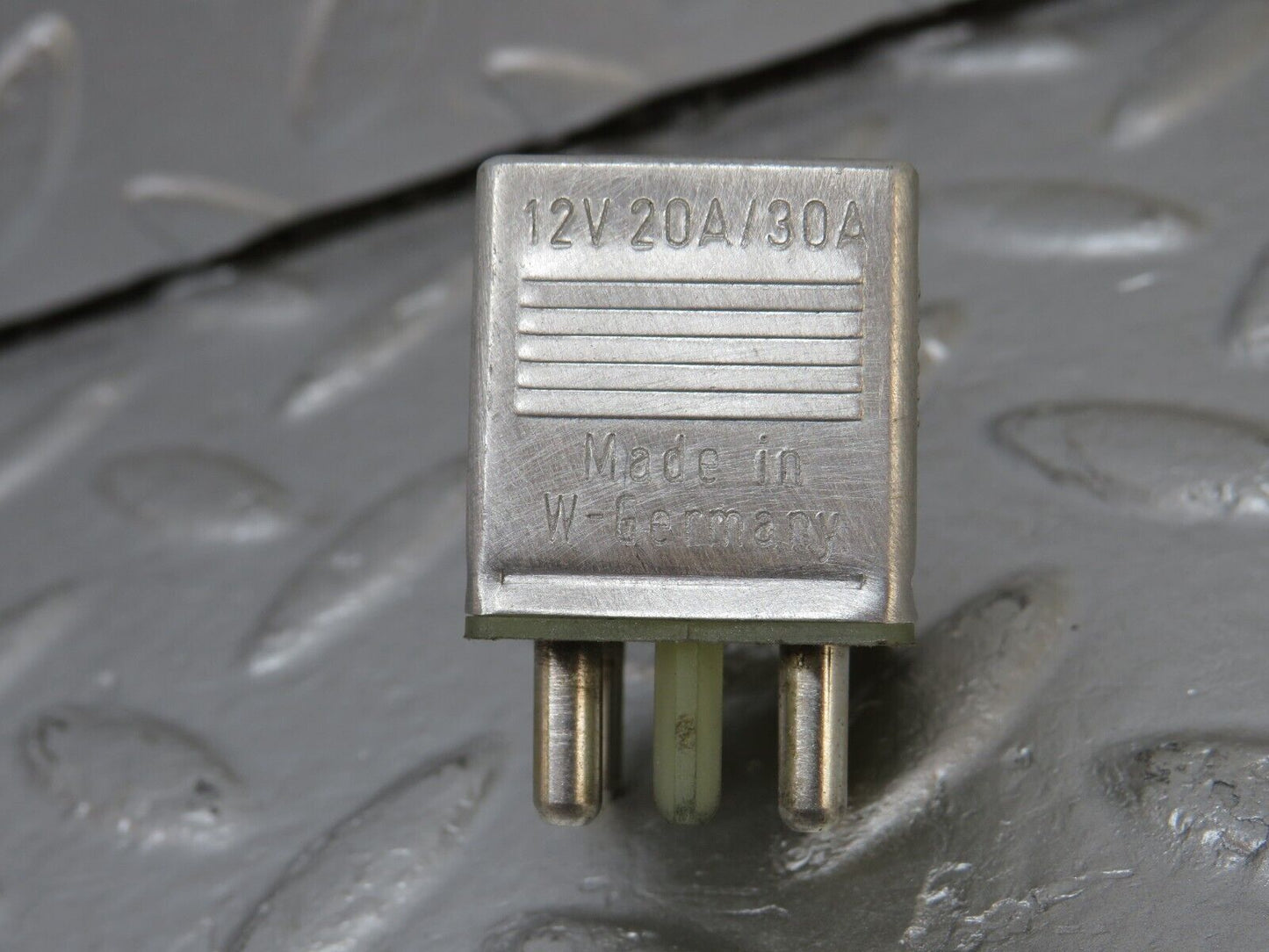 34446 Mercedes-Benz C126 380SEC Coupe Multi Purpose Relay 0015420219