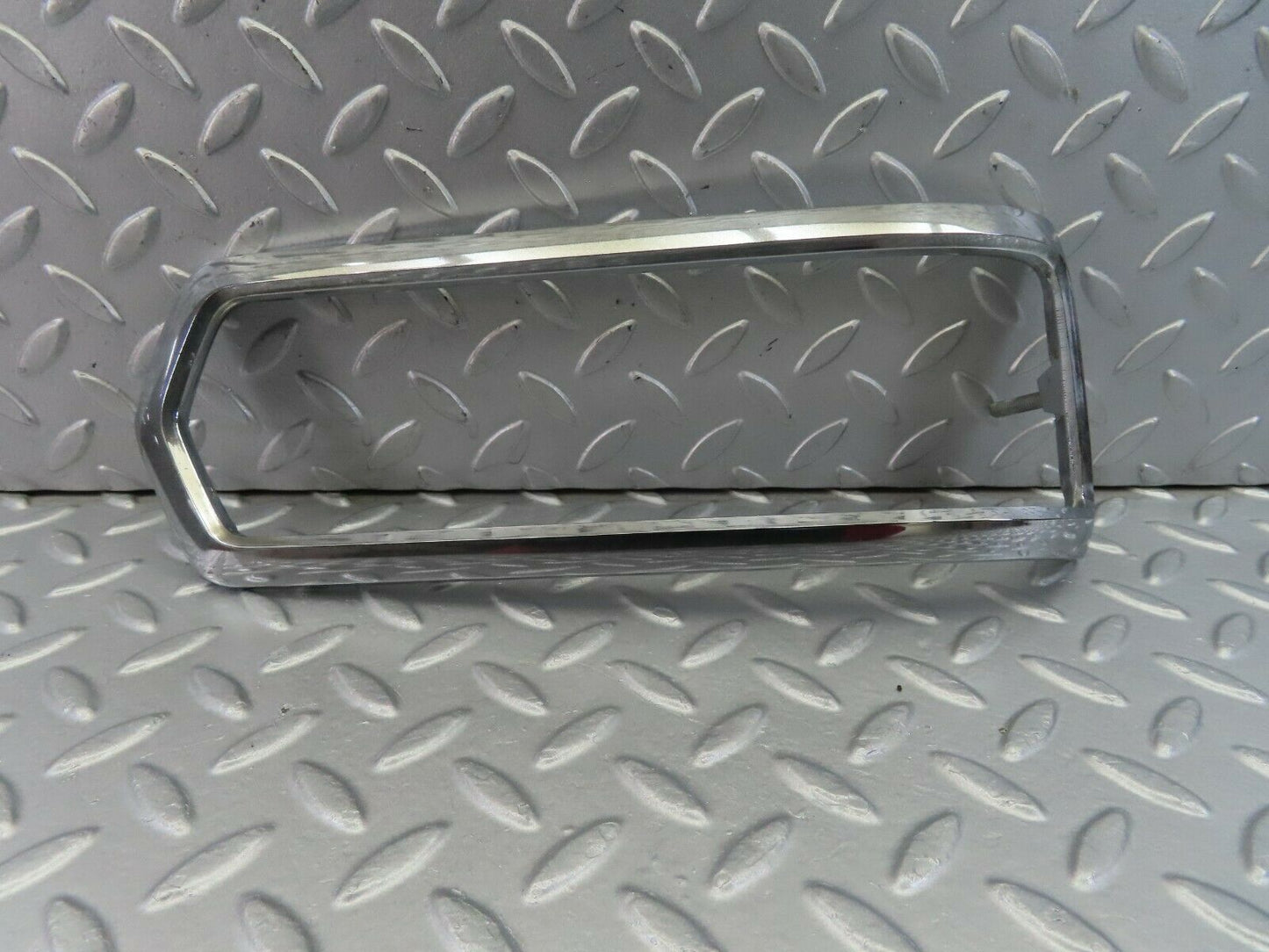 8835 Mercedes-Benz W108 Tail Light Chrome Frame Right 1088260259