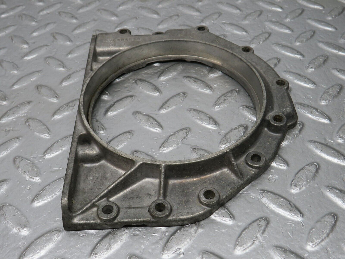 32977 Mercedes-Benz C107 R107 350 V8 Crankshaft Rear Sealing Cover 1160110608