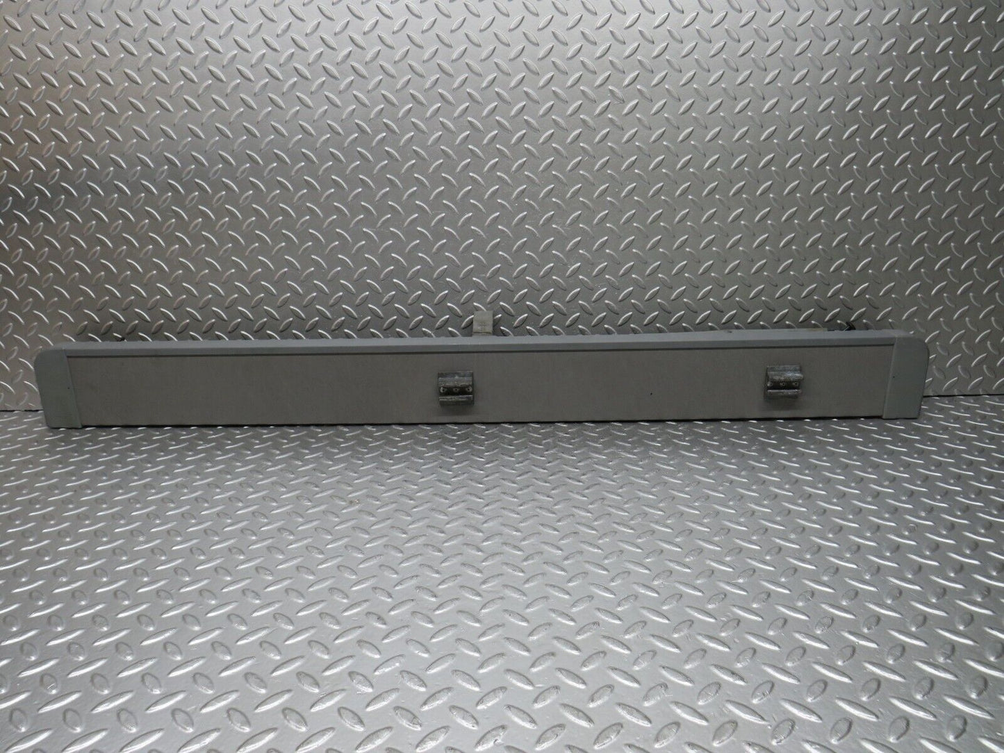 31499 Mercedes-Benz S124 220TE Wagon Trunk Roll Compartment Cover