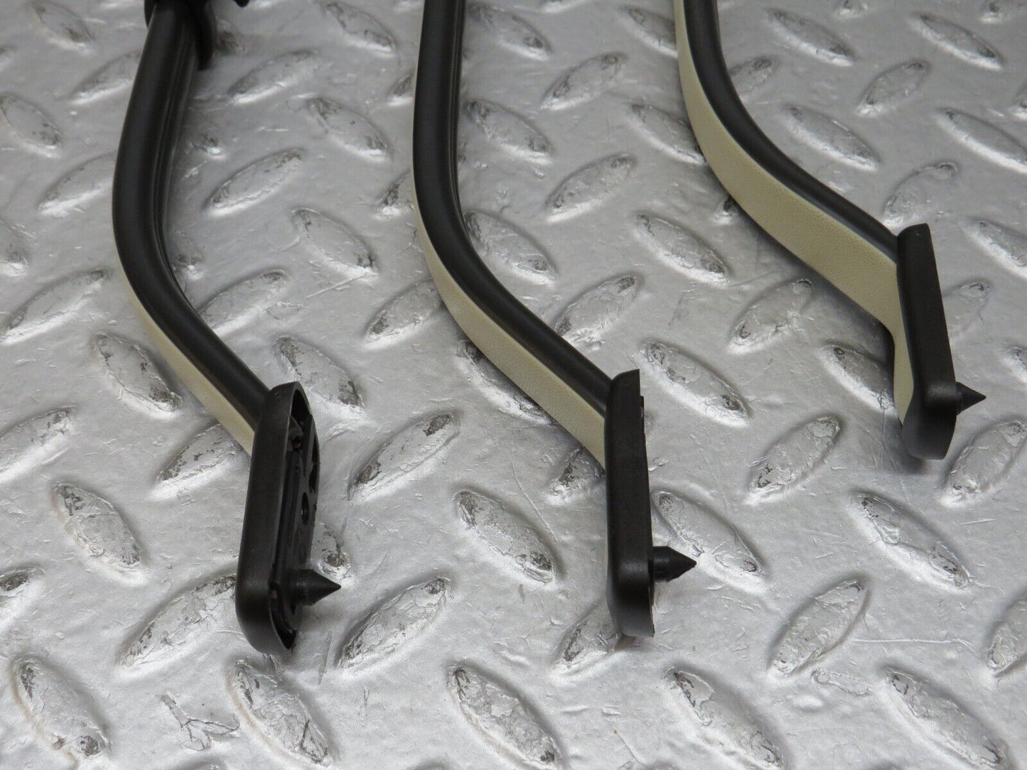 36507 Mercedes-Benz W201 190E 2.0L Interior Roof Grab Handle Set Beige