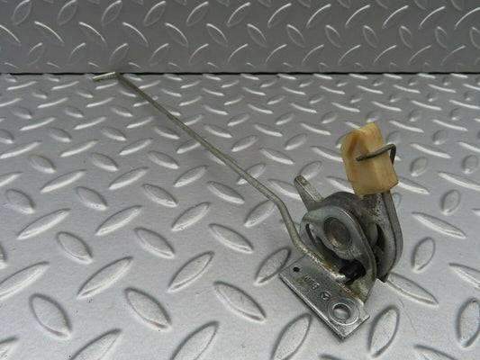 6732 Mercedes-Benz S124 E220 Wagon Rear Seat Bench Locking Mechanism Right