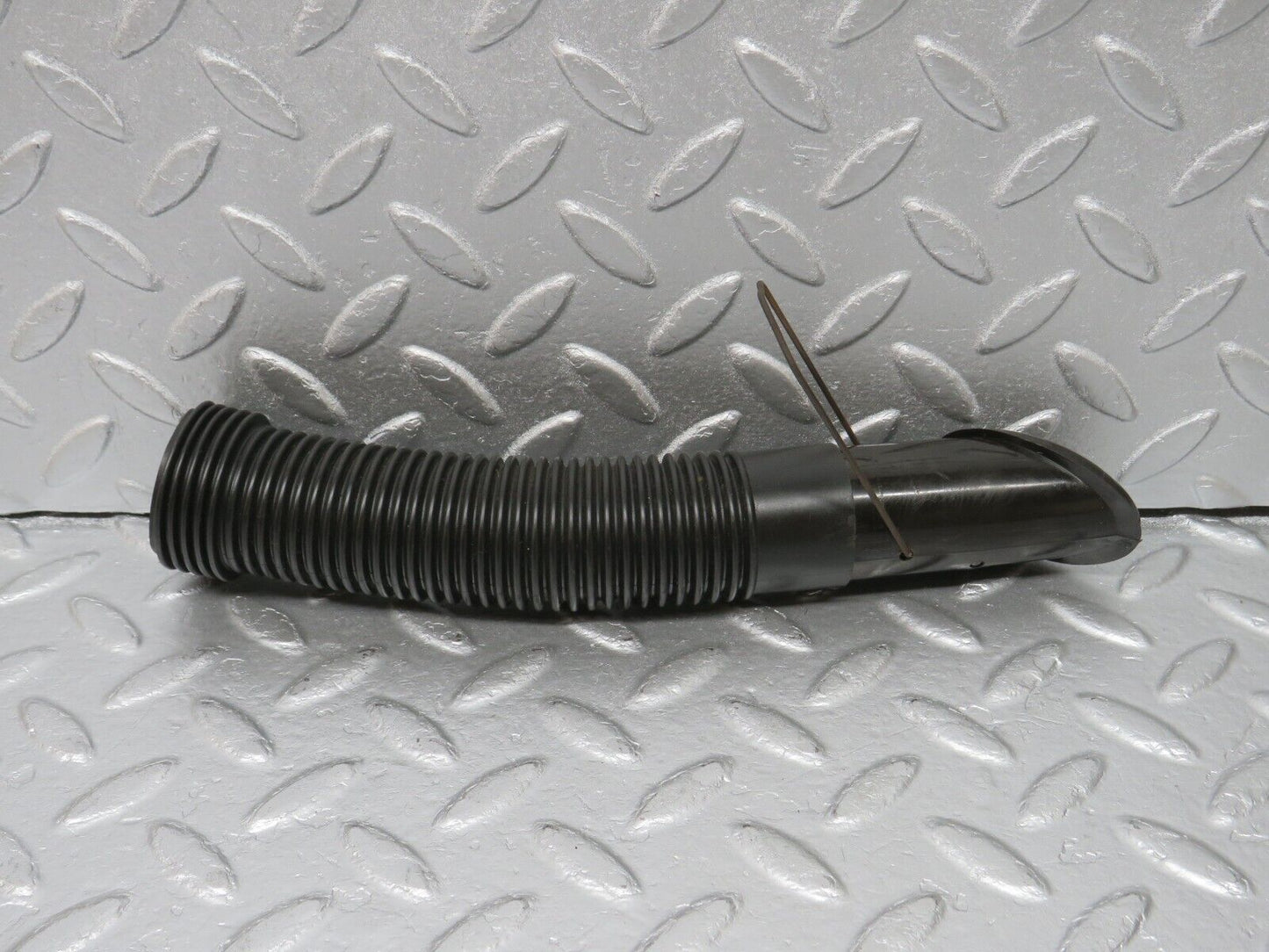 40314 Mercedes-Benz W110 230 Dash Air Vent Pipe