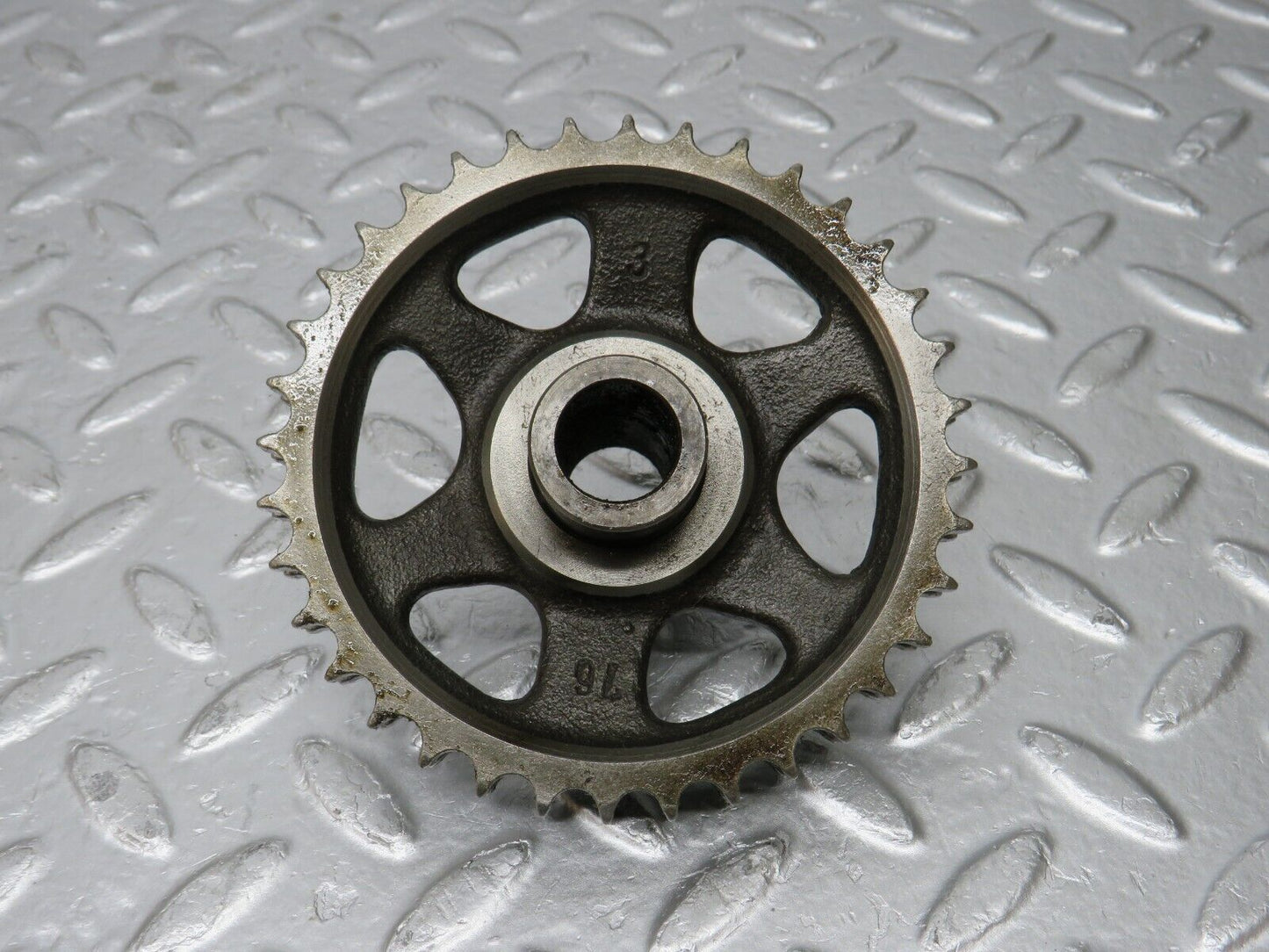 32947 Mercedes-Benz C107 R107 450 V8 Timing Gear Sprocket 1160770312