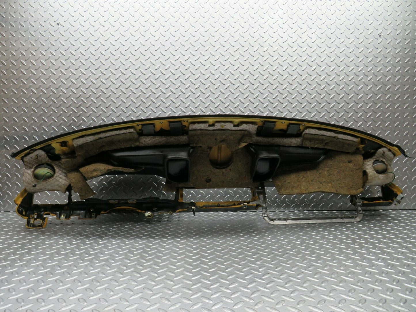 22381 Mercedes-Benz C124 E220 Coupe Dashboard Black
