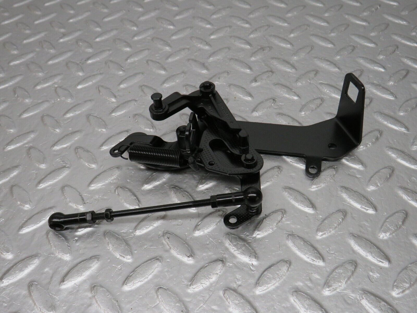 33545 Mercedes-Benz W202 C180 Throttle Linkage 1110700521