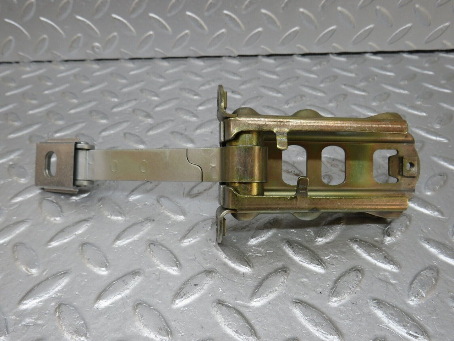 34690 Mercedes-Benz W210 320E Door Safety Check Strap