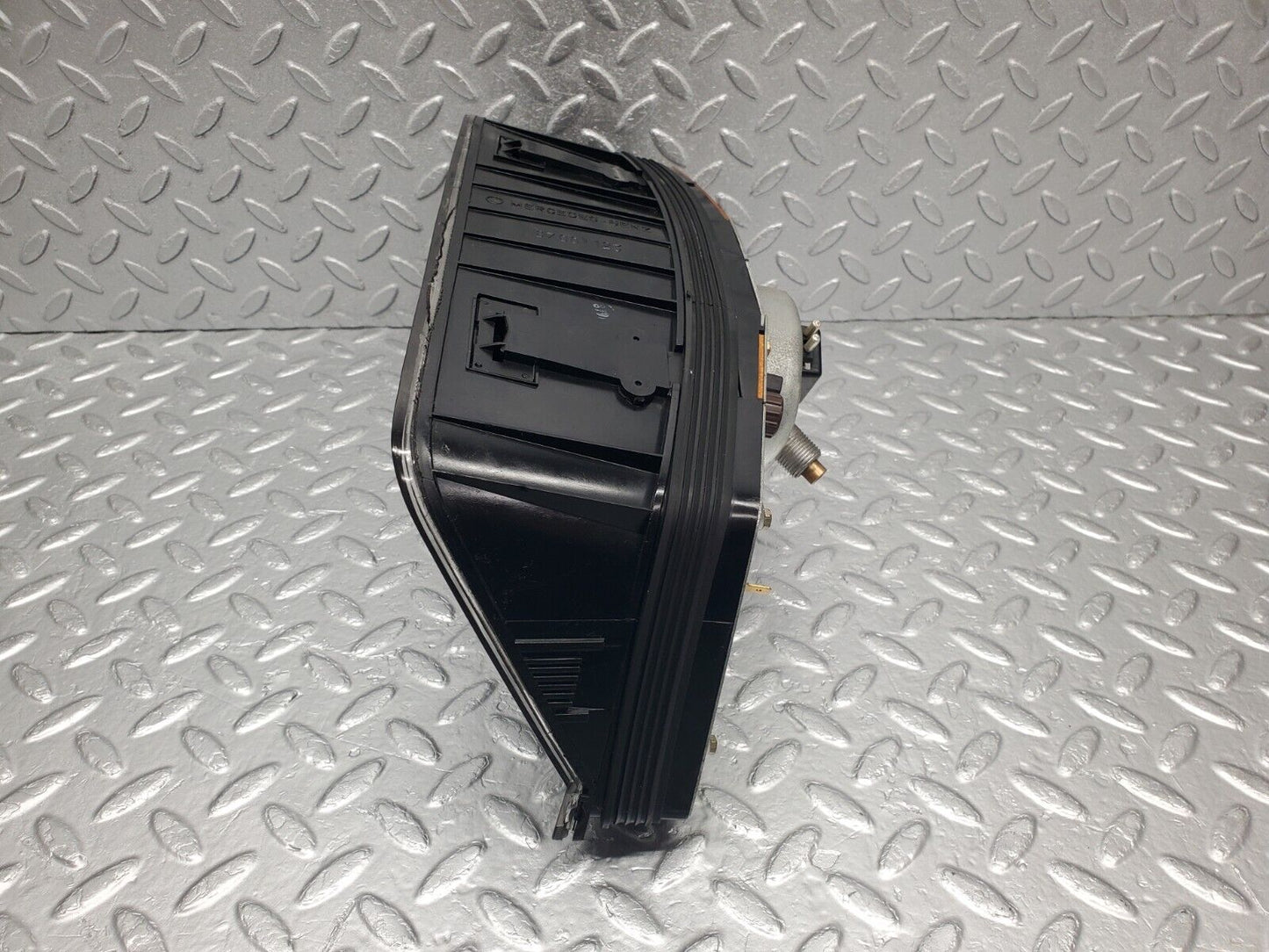46454 Mercedes-Benz C123 280CE Coupe Instrument Cluster 1235423701