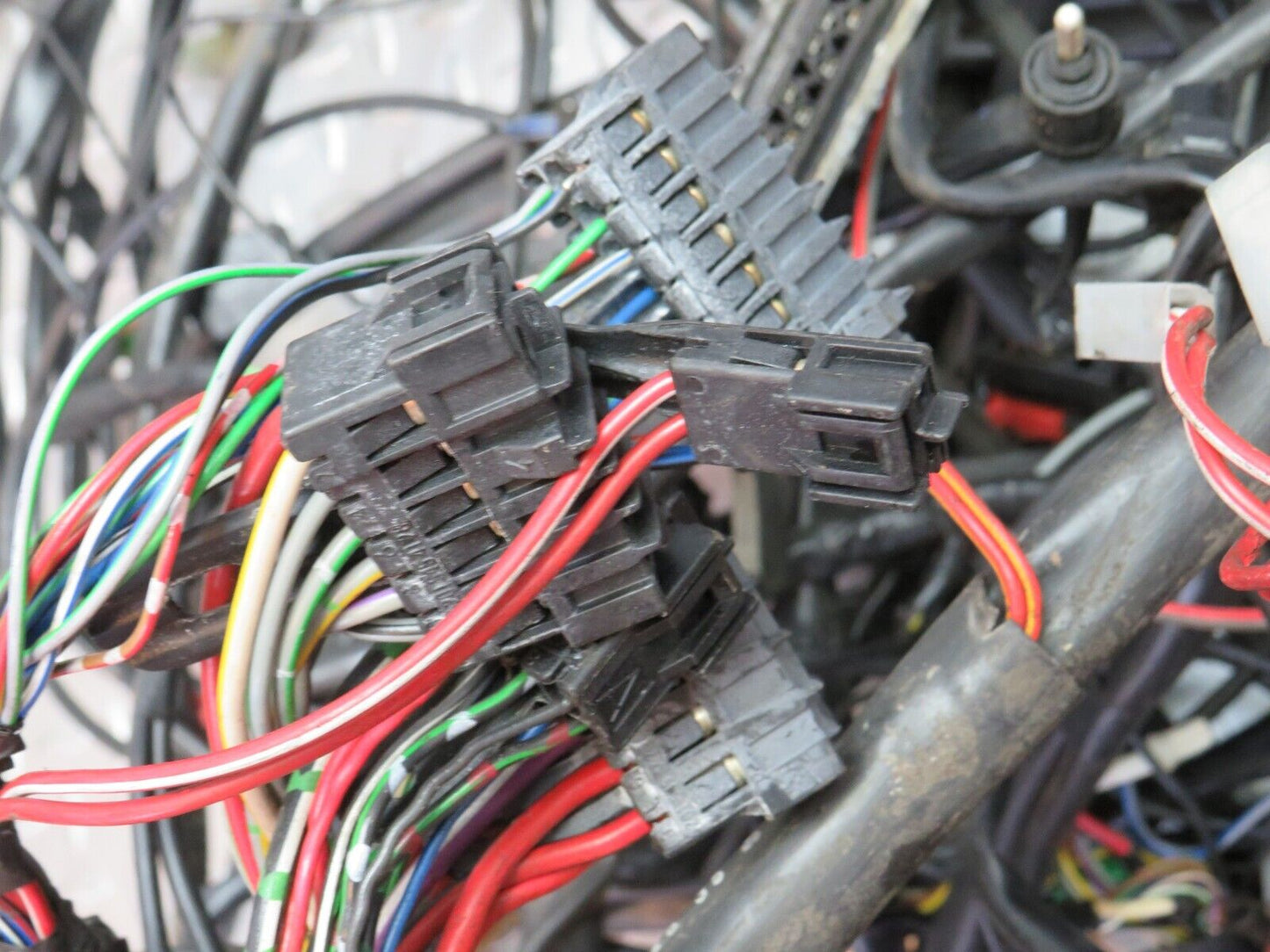 31606 Mercedes-Benz W201 190LE 1.8L Engine Wire Wiring Harness 2015402032 201540263