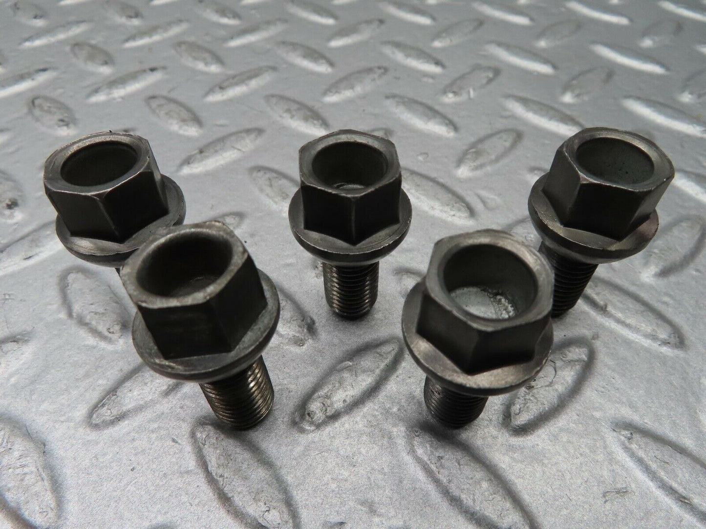 20533 Mercedes-Benz 5x Alloy Wheel Lug Bolt M12x1.5